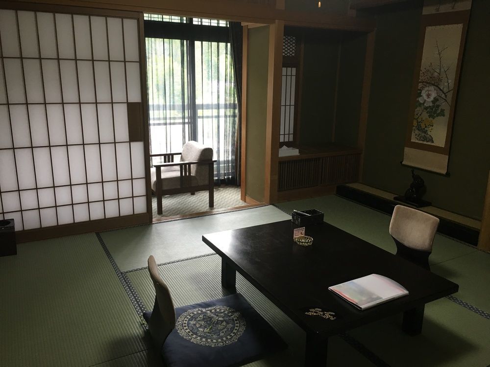 Okada Ryokan Warakutei Τακαγιάμα Εξωτερικό φωτογραφία