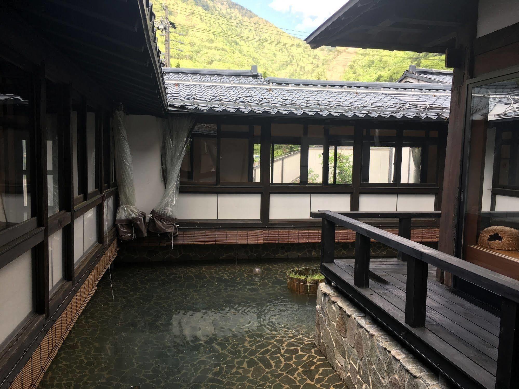 Okada Ryokan Warakutei Τακαγιάμα Εξωτερικό φωτογραφία
